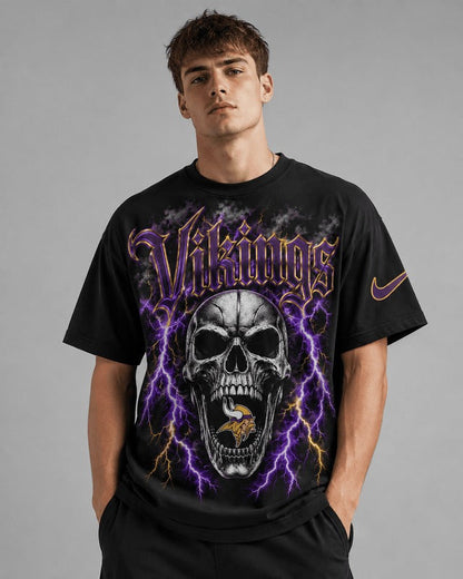MV Premium NFL Premium Skull Lightning Graphic T-Shirt