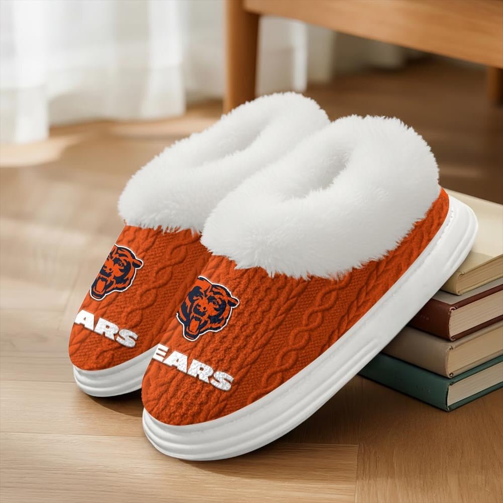 PREMIUM NFL X CHI EXCLUSIVE Fuzzy Slippers Limited Edition